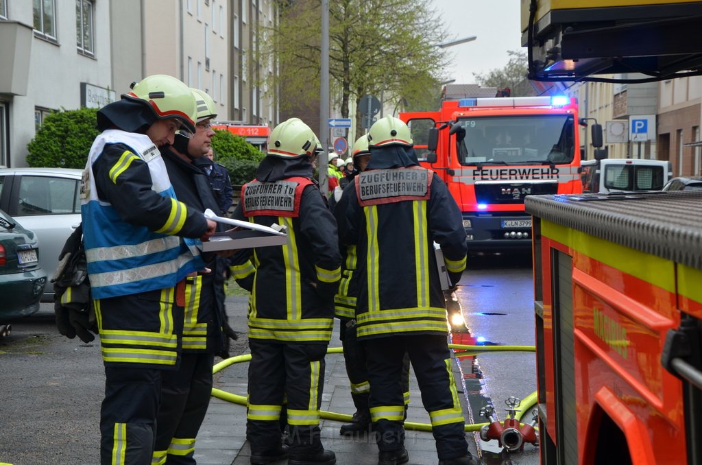 Feuer2Y Koeln Muelheim Windmuehlenstr P149.JPG